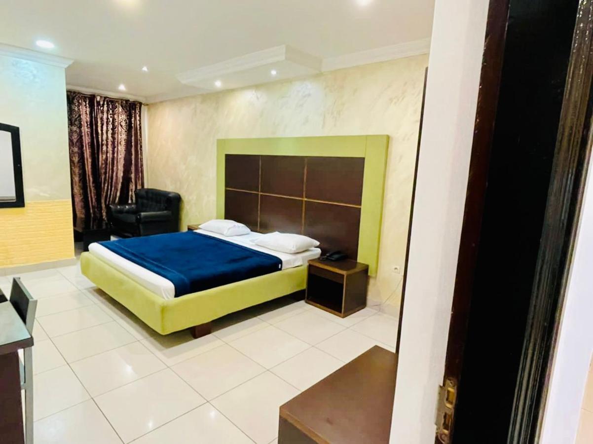 Class Hotel Brazzaville Exteriér fotografie
