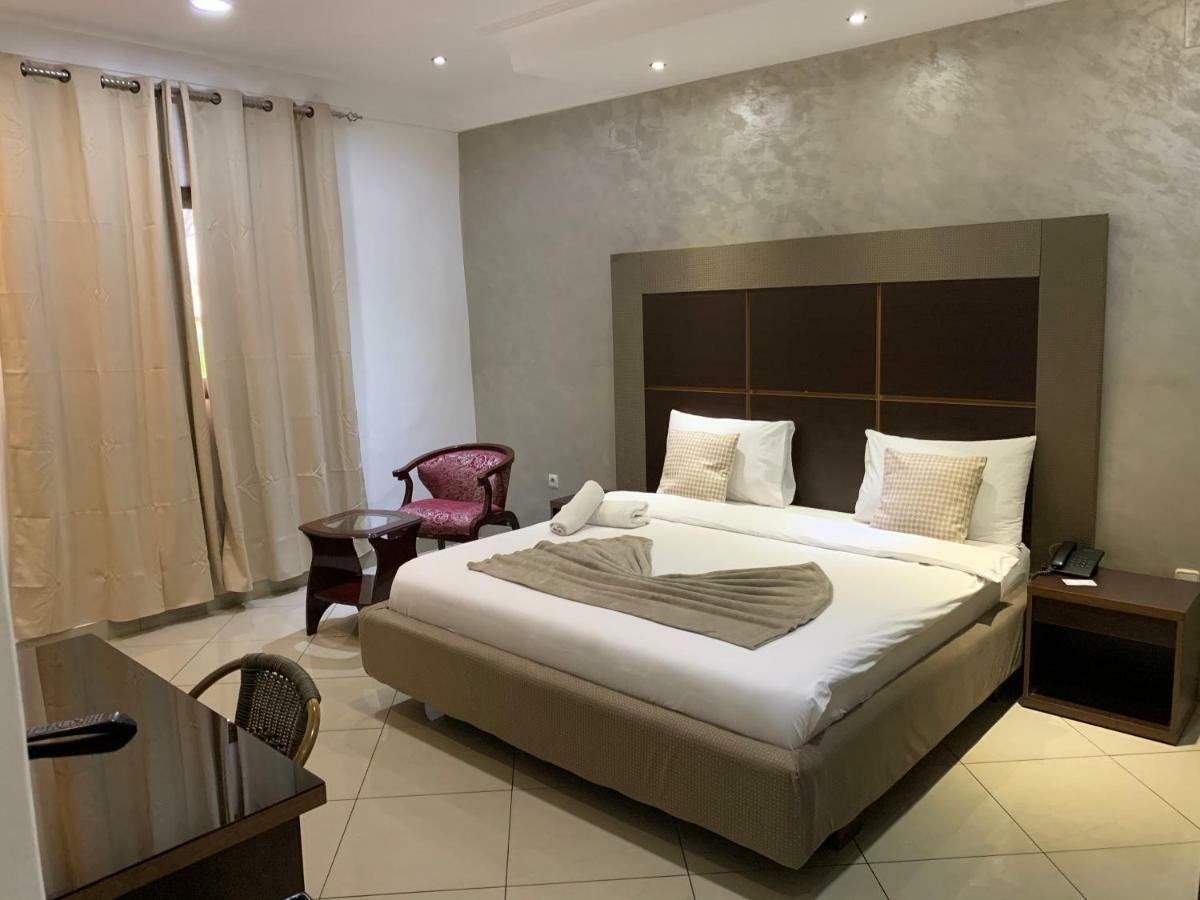 Class Hotel Brazzaville Exteriér fotografie